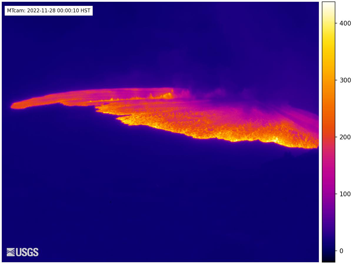 ハワイ島 マウナロア火山 38年ぶりの噴火