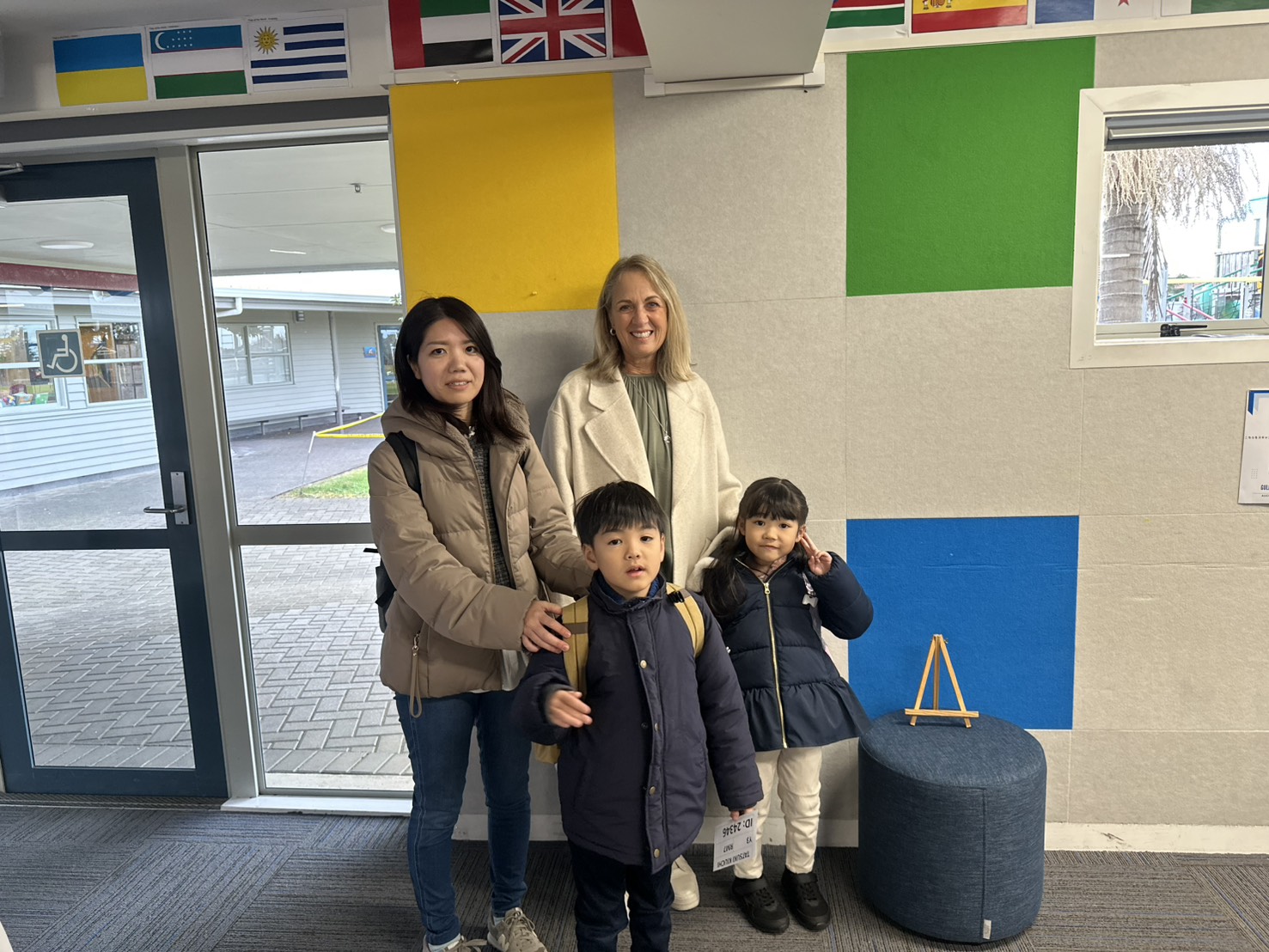 2人兄妹とお母様のニュージーランド学校初日サポート